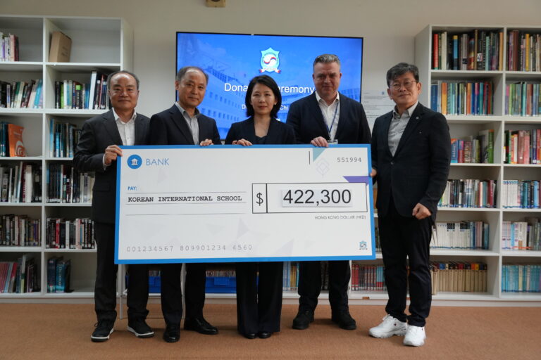 “A Meaningful Act of Giving” Vice Chairwoman Donates HKD 422,300